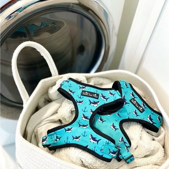 Other - ✨ BRAND NEW Shark Dog Harness | Adjustable | Beach-Ready!